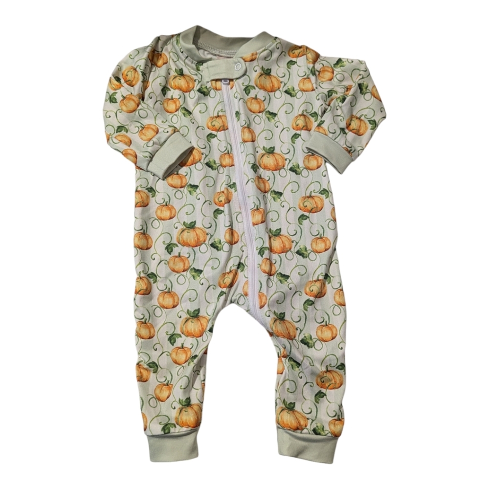 Smockingbird Fall PJ's size 3 months Pumpkins